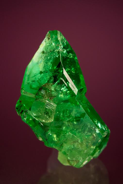 GROSSULAR var. Tsavorite