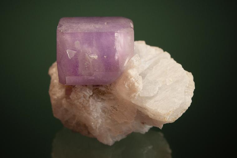 FLUORAPATITE