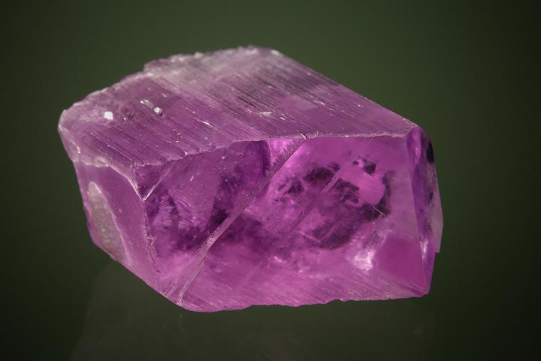 SPODUMENE var. Kunzite