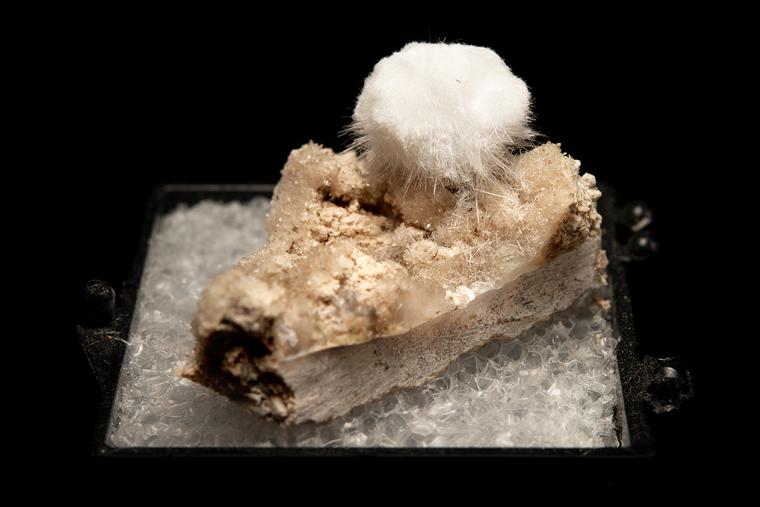 ULEXITE on COLEMANITE
