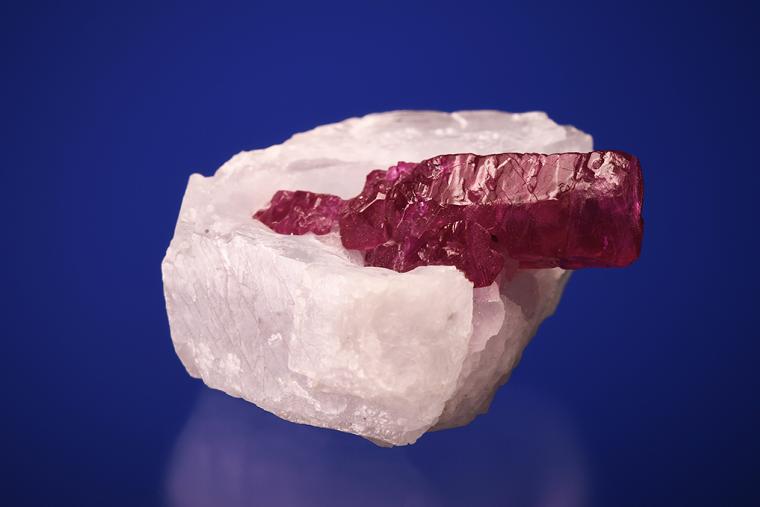 CORUNDUM var. RUBY