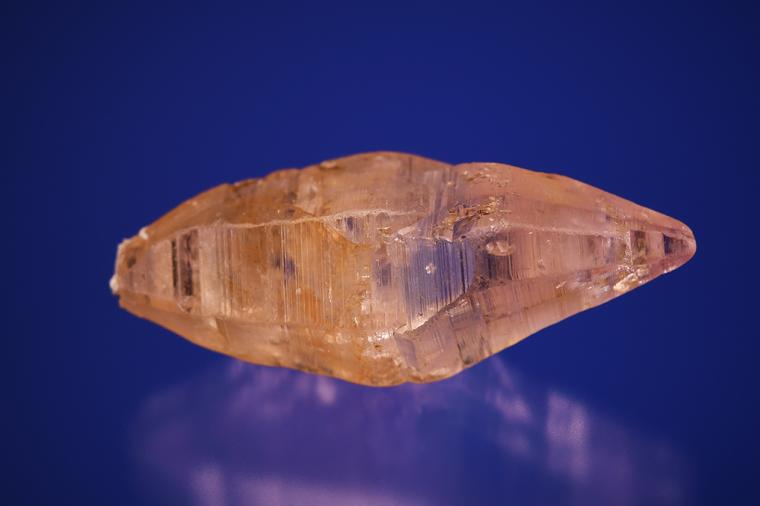 CORUNDUM var. Sapphire