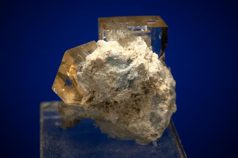 FLUORITE