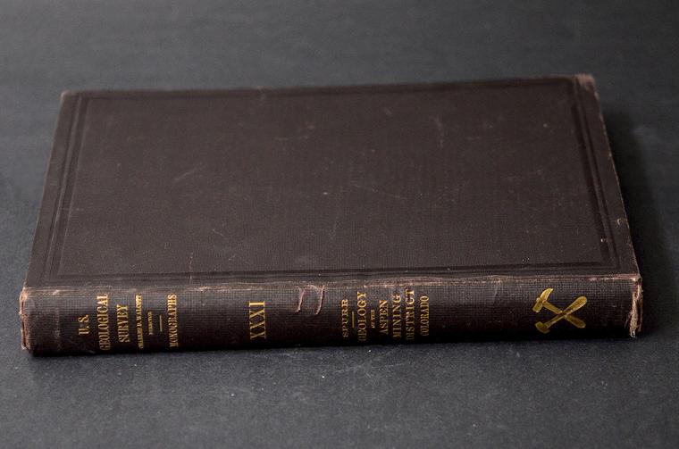Geology of the Aspen Mining District, Colorado (with Atlas) by Josiah Edward Spurr

