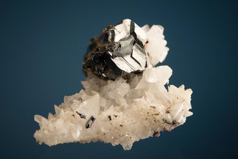 PYRARGYRITE on CALCITE