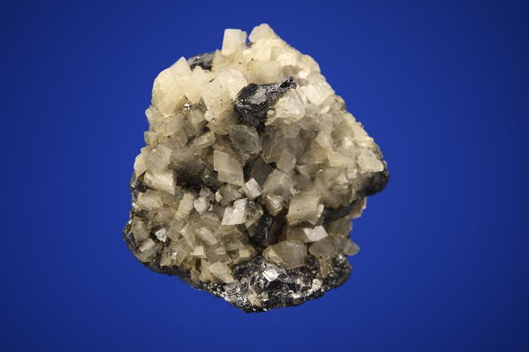 GALENA (SPINEL law twin)