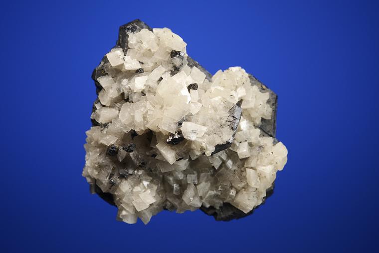 GALENA (SPINEL law twin) with DOLOMITE