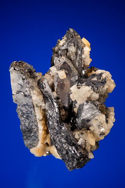 GALENA (SPINEL law twin) with DOLOMITE