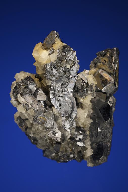 GALENA (SPINEL law twin) with DOLOMITE