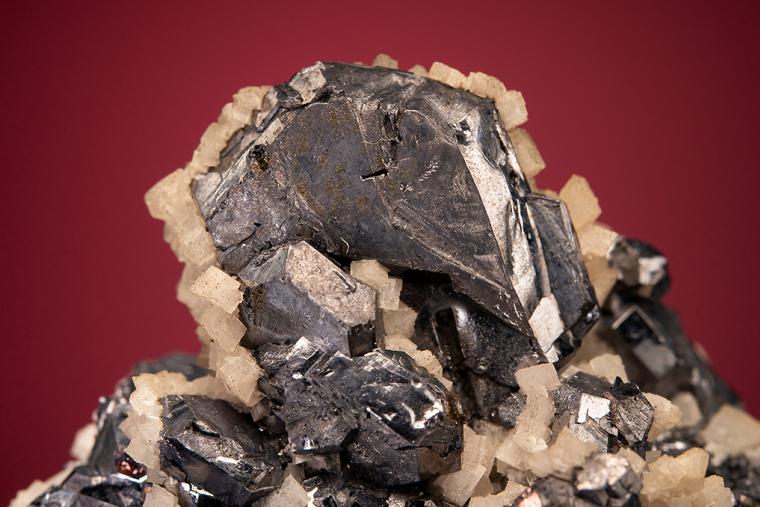 GALENA (SPINEL law twin) with DOLOMITE