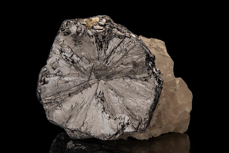 MOLYBDENITE