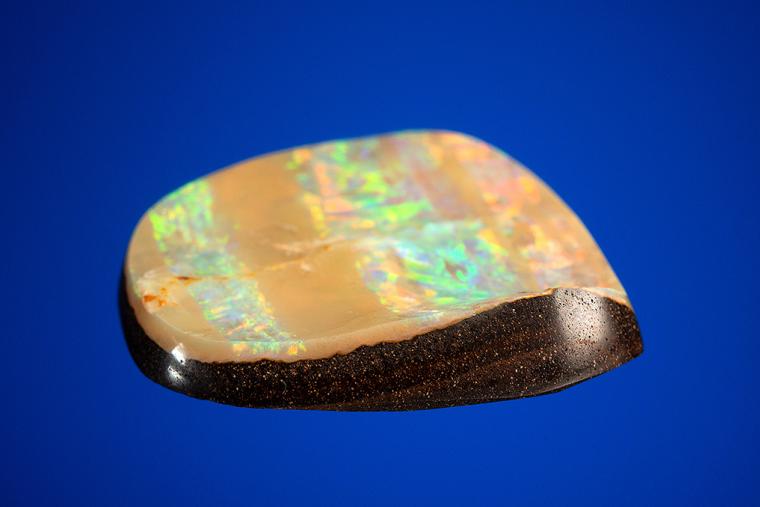 OPAL var. Boulder OPAL