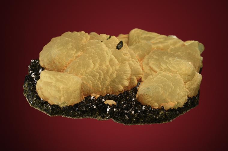 PREHNITE on BABINGTONITE