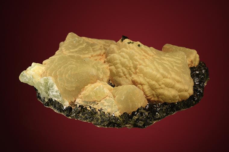 PREHNITE on BABINGTONITE