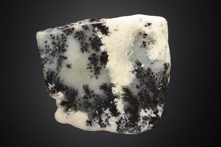 QUARTZ var. Plume Agate