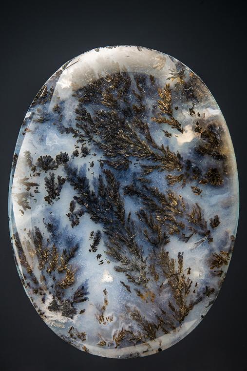 QUARTZ var. Plume Agate
