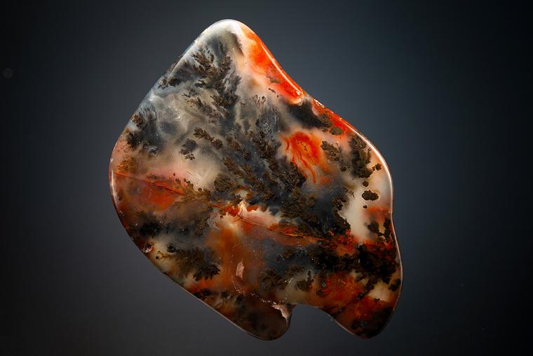 QUARTZ var. Plume Agate
