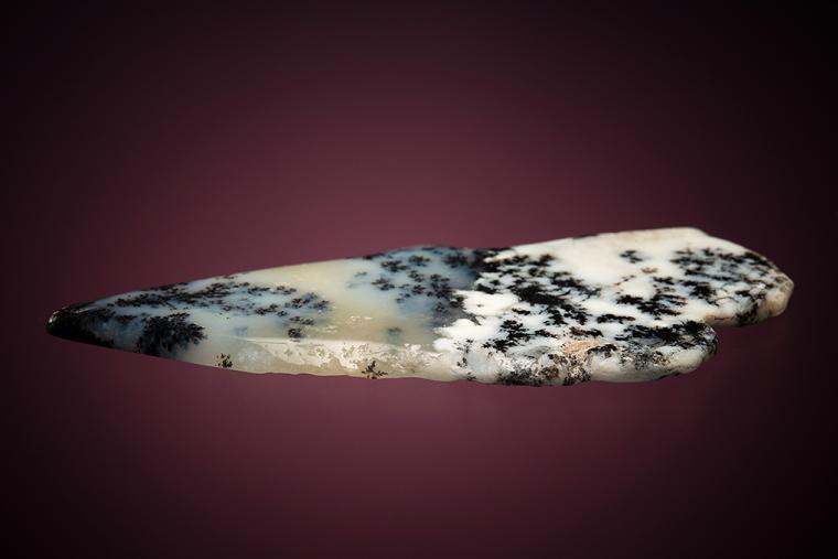 QUARTZ var. Plume Agate