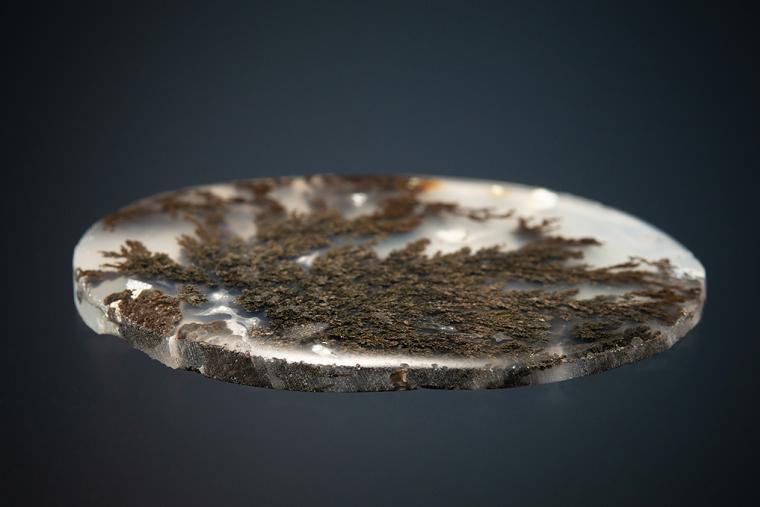 QUARTZ var. Plume Agate