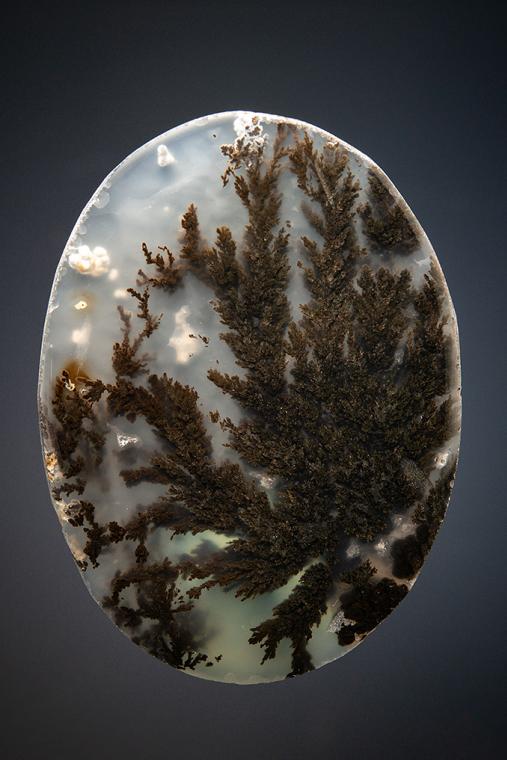 QUARTZ var. Plume Agate