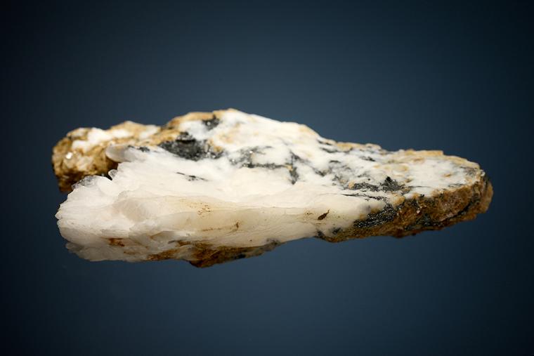 TETRAHEDRITE on QUARTZ and SIDERITE