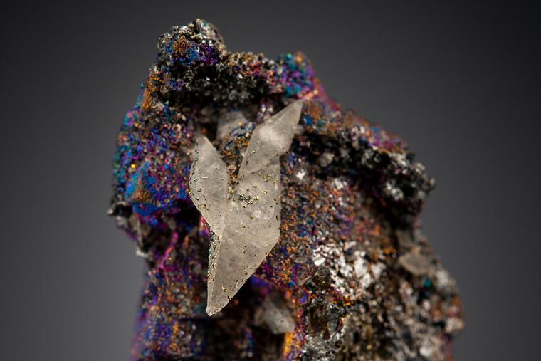TETRAHEDRITE with CHALCOPYRITE