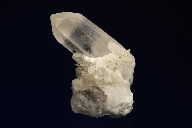 QUARTZ with CHALCOPYRITE, CALCITE and DOLOMITE