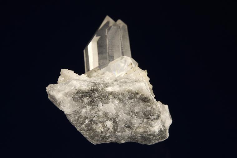 QUARTZ with CHALCOPYRITE, CALCITE and DOLOMITE