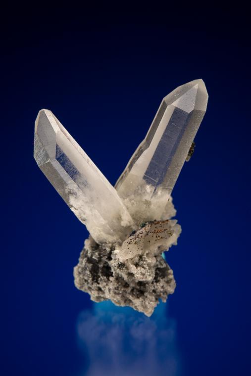 QUARTZ with CHALCOPYRITE, CALCITE and DOLOMITE