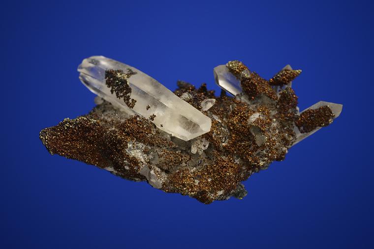 QUARTZ with CHALCOPYRITE, CALCITE and DOLOMITE