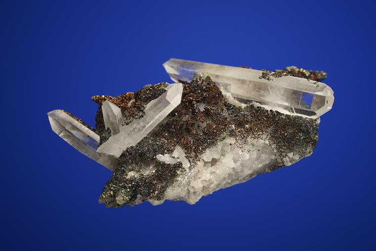 QUARTZ with CHALCOPYRITE, CALCITE and DOLOMITE