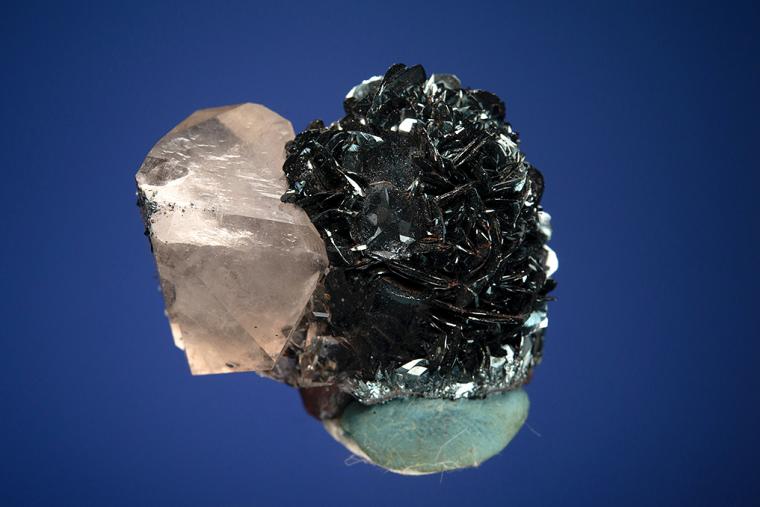 HEMATITE with QUARTZ