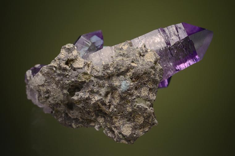 QUARTZ var. Amethyst