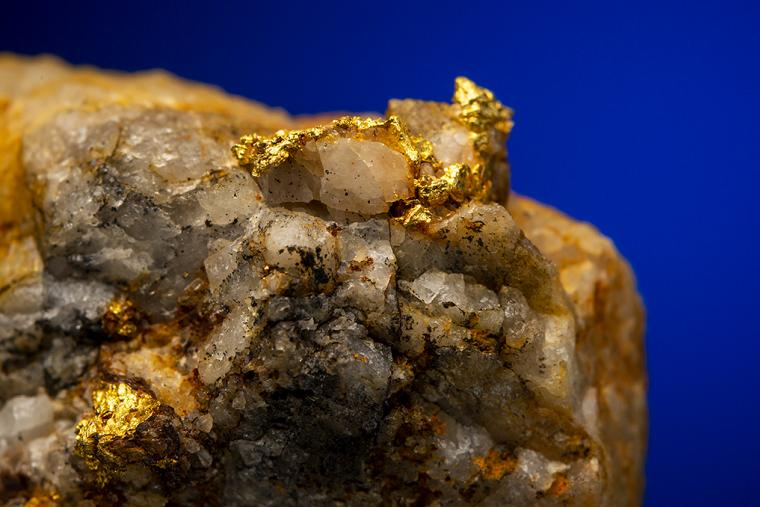 GOLD on QUARTZ