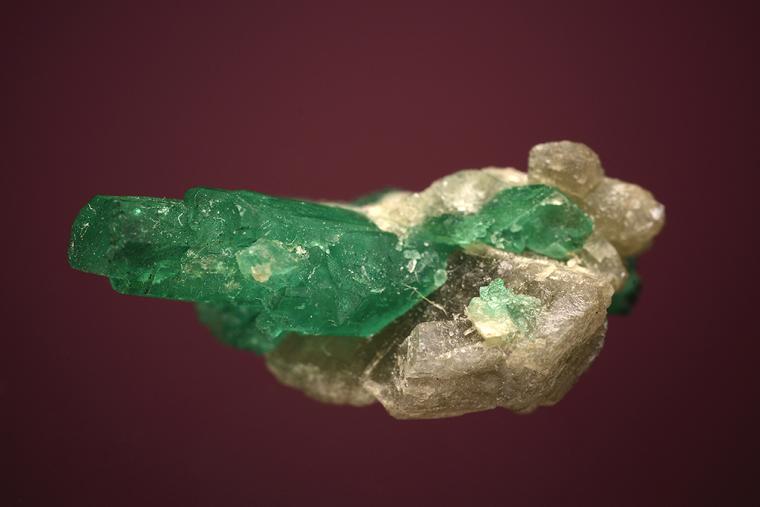 BERYL var. Emerald
