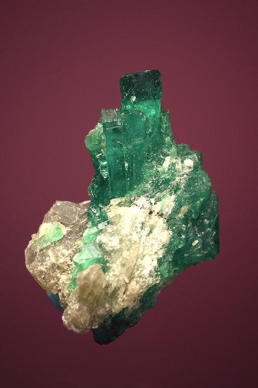 BERYL var. Emerald