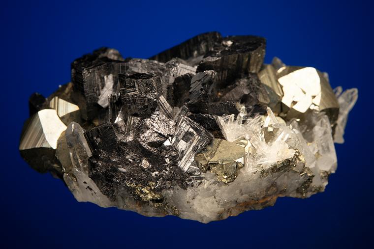 ENARGITE with PYRITE on QUARTZ