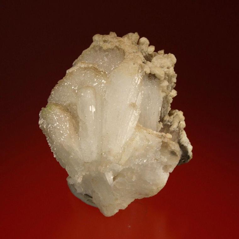 QUARTZ on HEMIMORPHITE