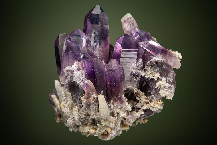 QUARTZ var. Amethyst