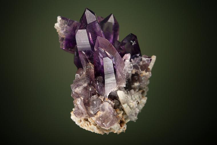 QUARTZ var. Amethyst