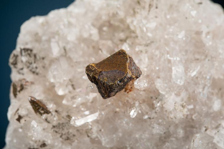 BORNITE on QUARTZ