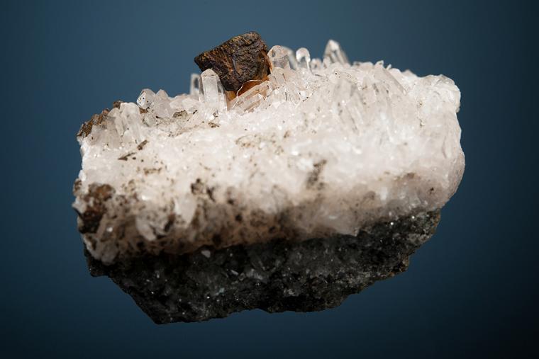 BORNITE on QUARTZ