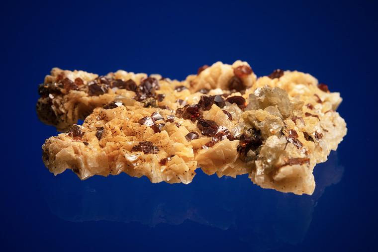 SPHALERITE on DOLOMITE