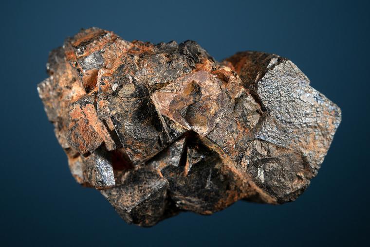 THORIANITE