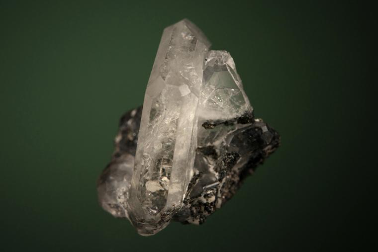 FLUORAPATITE with STANNITE