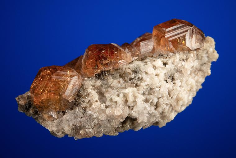 GROSSULAR