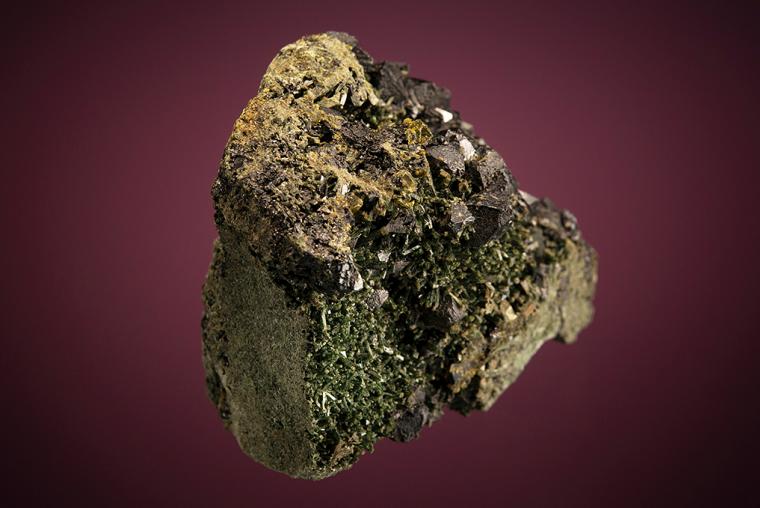 MAGNETITE with DIOPSIDE