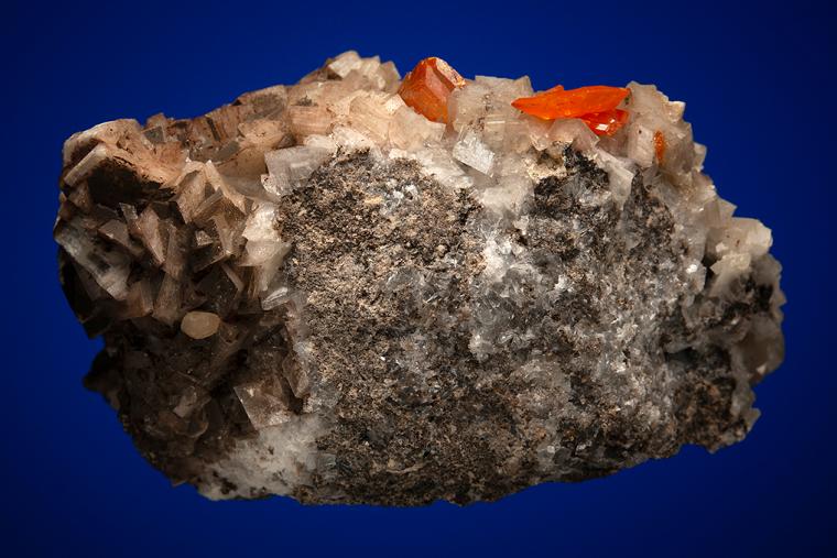 WULFENITE on CALCITE