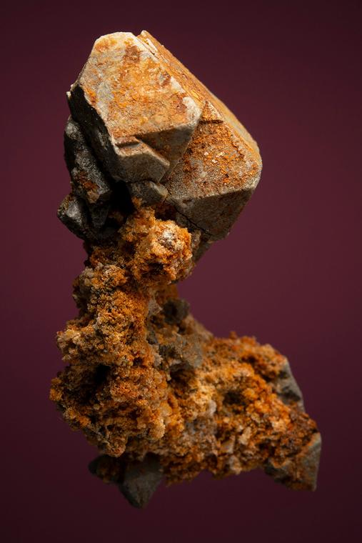 STOLZITE