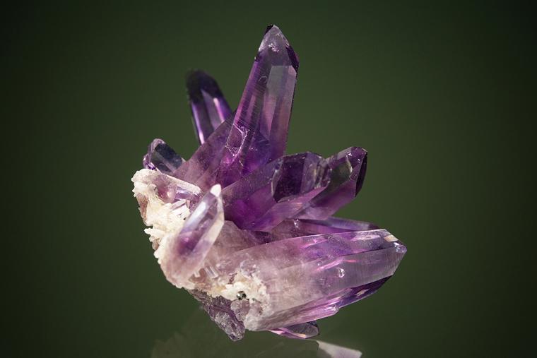 QUARTZ var. Amethyst